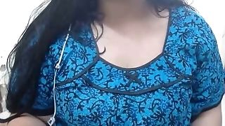 Indian Desi Aunty Talking Dirty  And Displaying Her Hairy Fuckbox  To Her Customer
