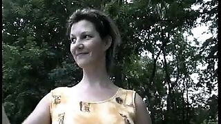 Schwangere Nicole Von Kamerateam Angequatscht, Rasiert Und Gefickt